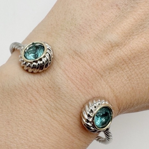 Elegant Silver and Blue Women's Bracelet - Picture 1 of 4